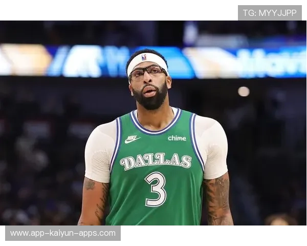 戴维斯拒绝出战，要老板亲自查看医疗报告