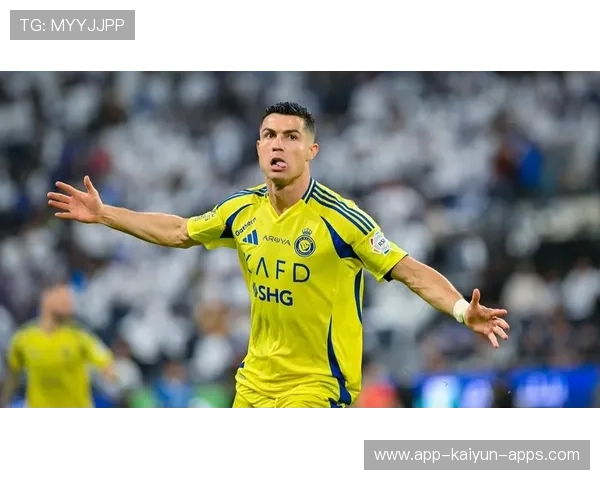 索博追星成功！球童成国家队核心迎战C罗，球童助攻